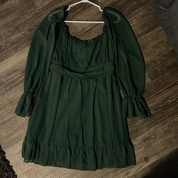 Green Square Neck Dress - Picture 1 of 3